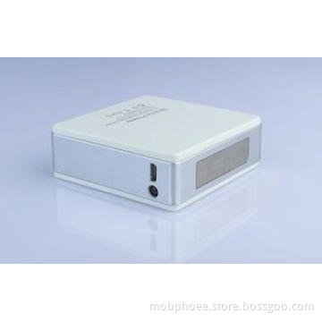 Slim White Emergency Dual USB Power Bank 8400mah Mini Porta